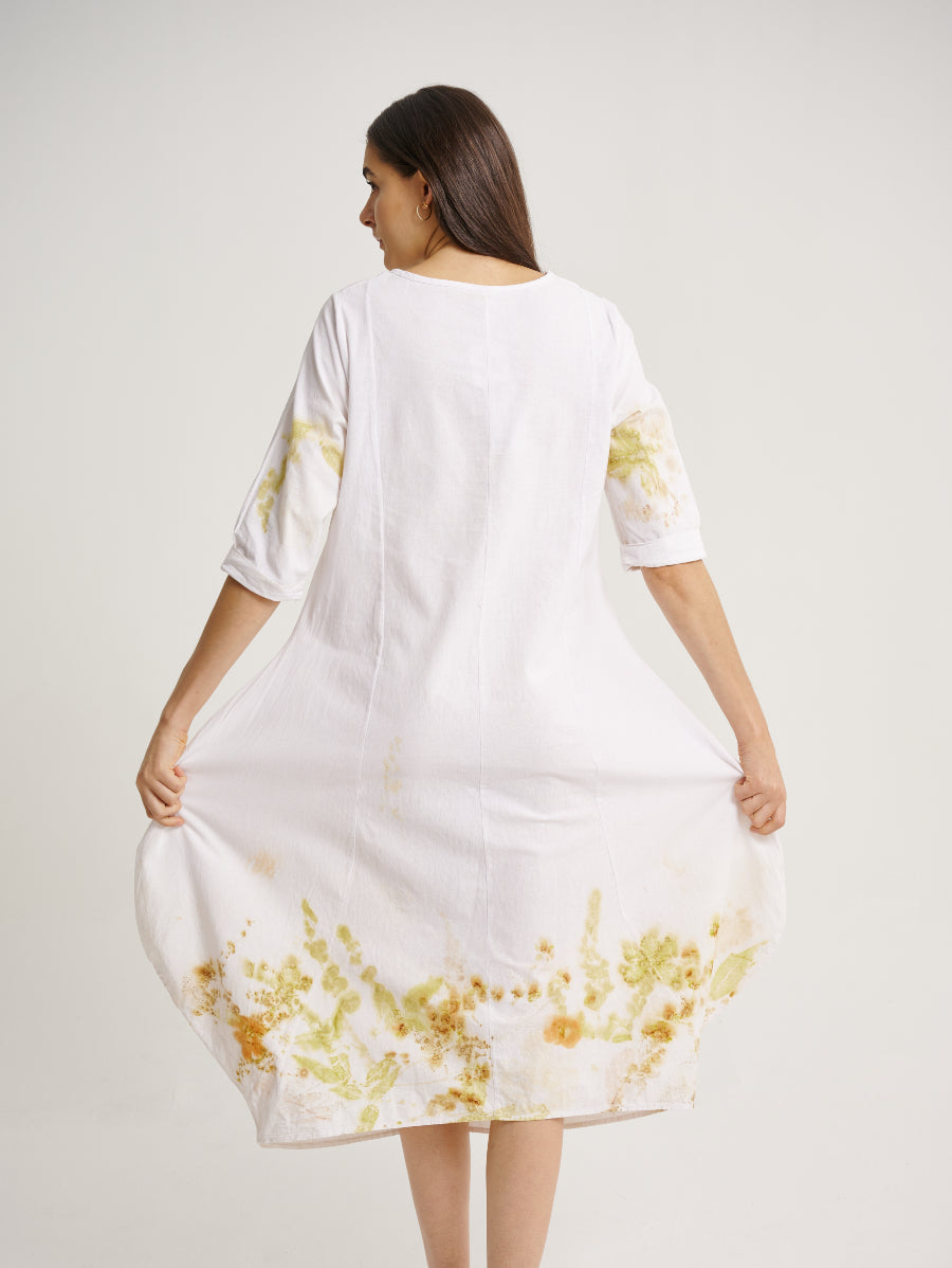 Eco Print Lemuni and Cosmos Plant Base Scattered Pattern 3/4 Sleeves White Dress