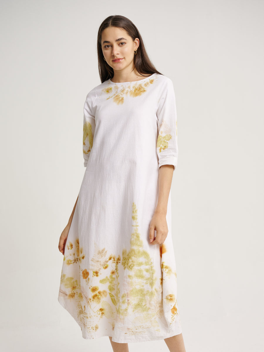 Eco Print Lemuni and Cosmos Plant Base Scattered Pattern 3/4 Sleeves White Dress