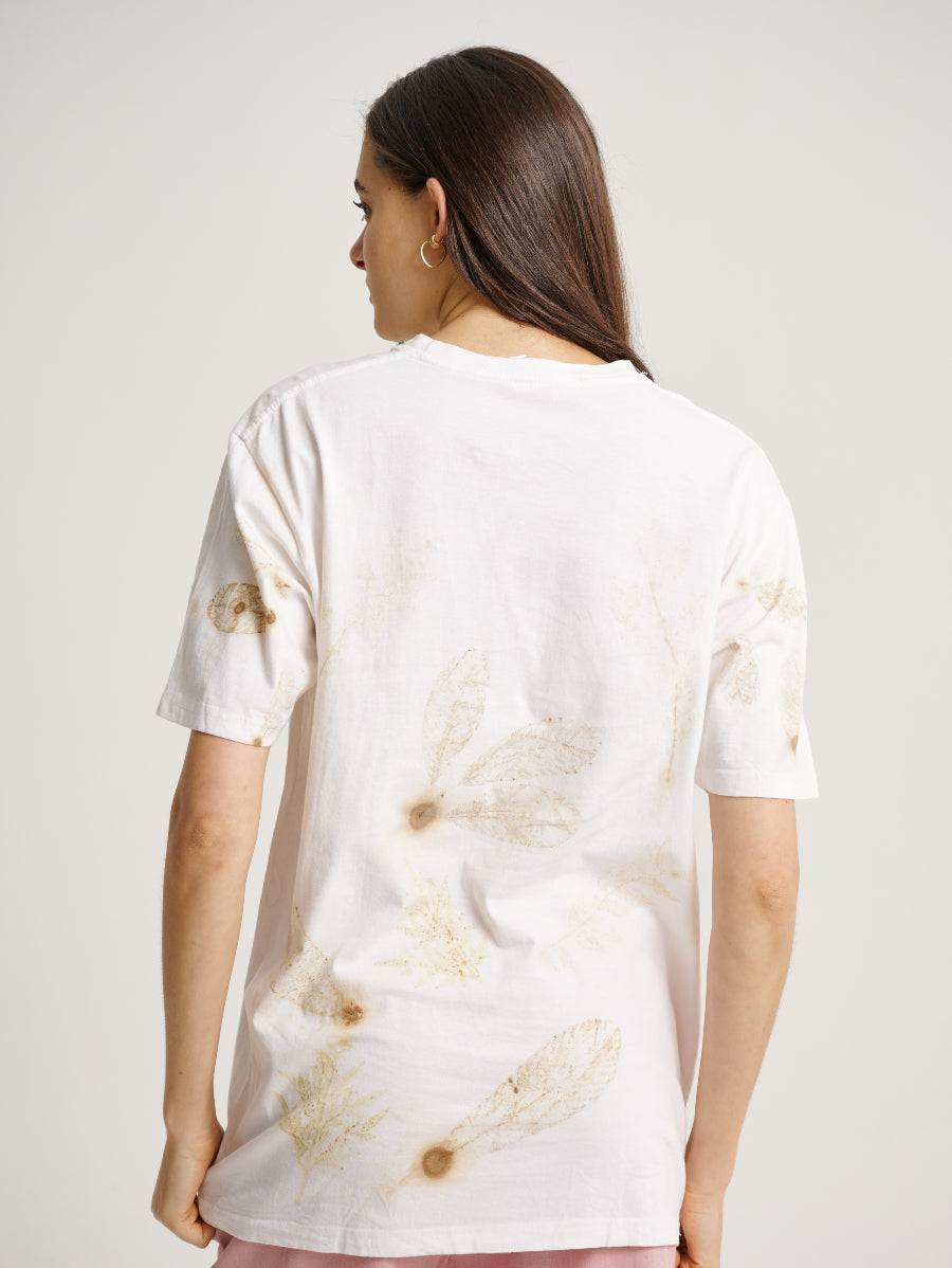 Minimal Eco Print Guava Plant Feather Pattern Short Sleeves T-shirt