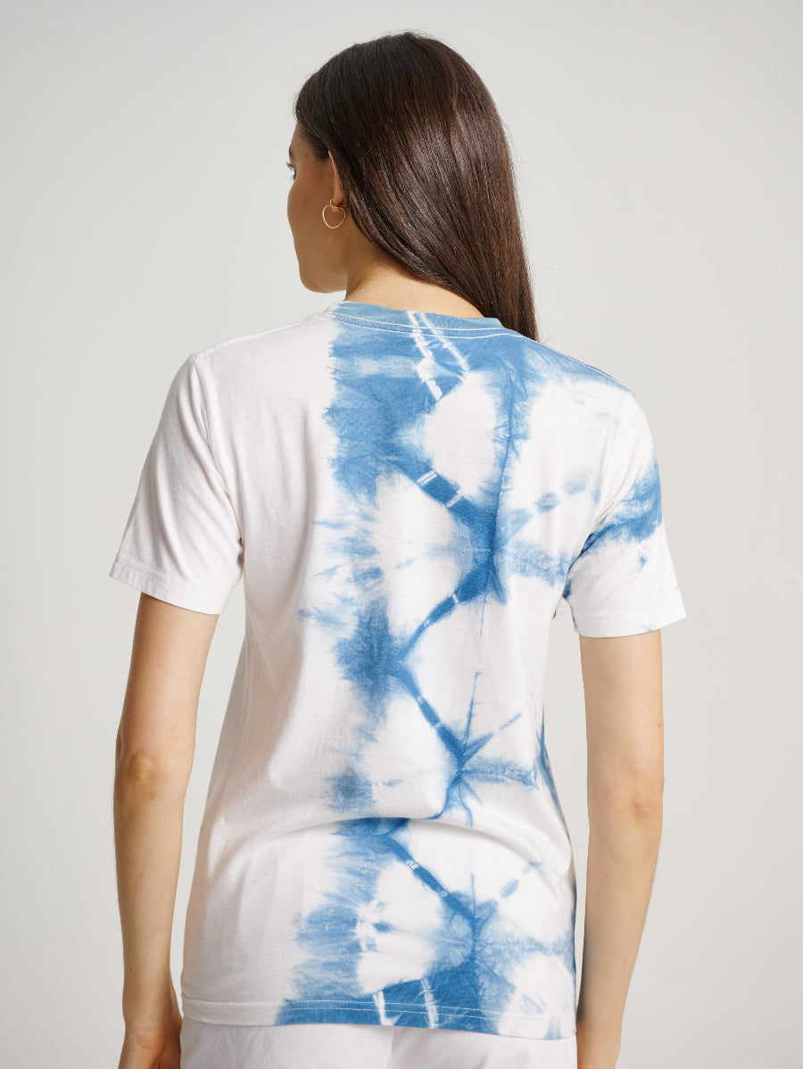 Blue Tie Dye Indigo Plant Web and Square Pattern Short sleeves T-shirt