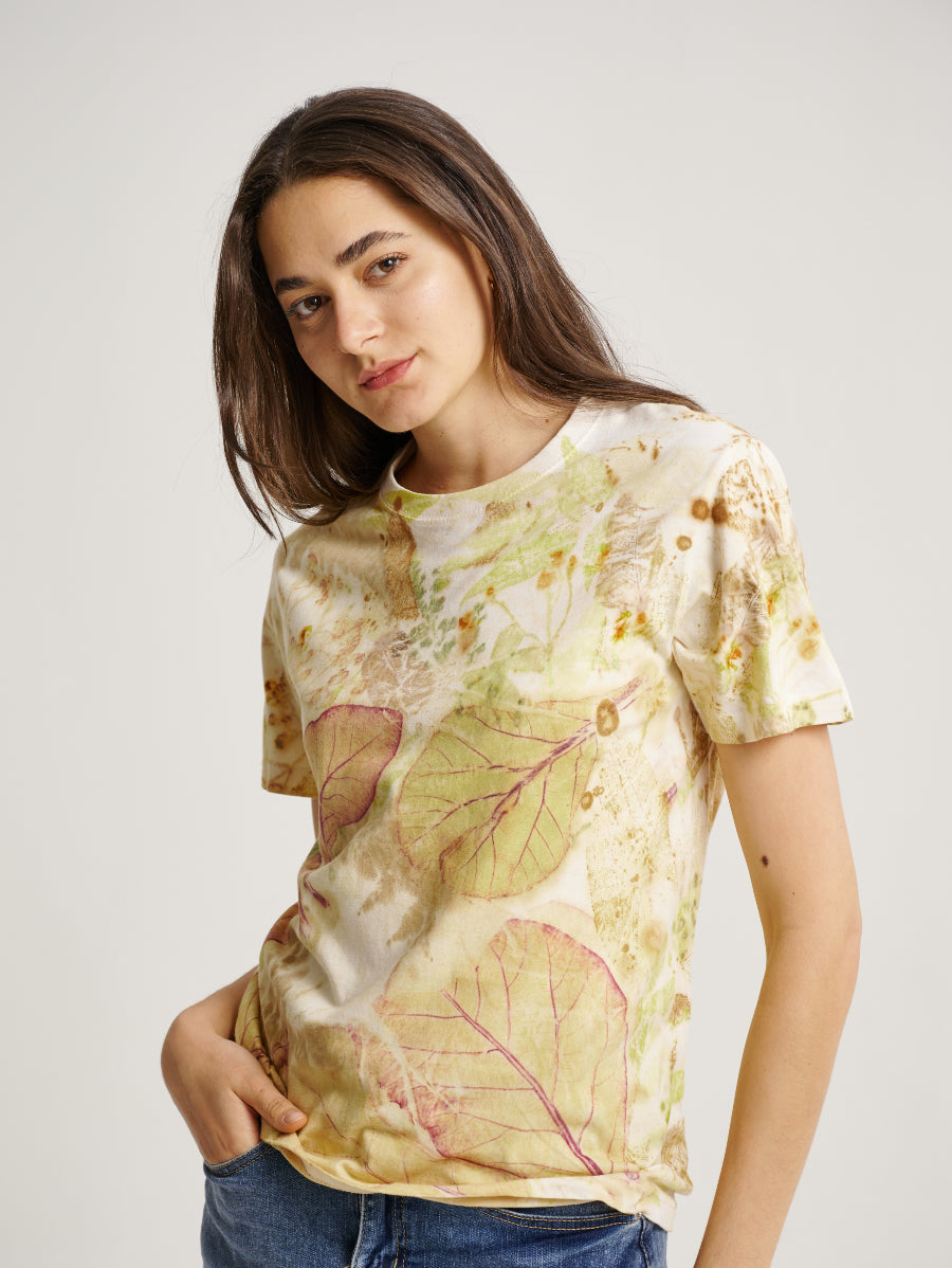 Jati and Eucalyptus Plant Scattered Pattern Eco Print Short Sleeve T-shirt