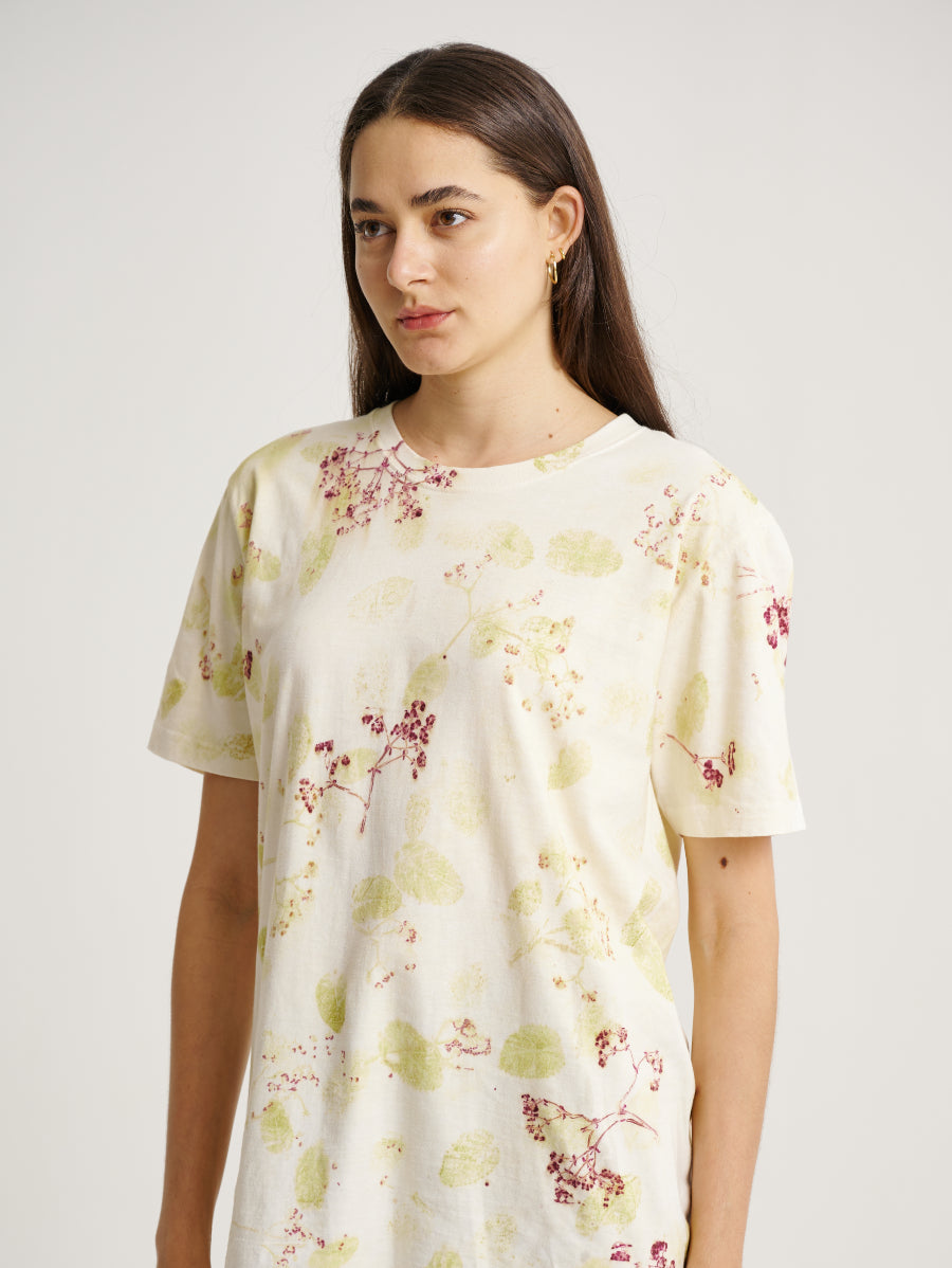 Jati Flower Plant Scattered Pattern Eco Print Short Sleeves T-shirt