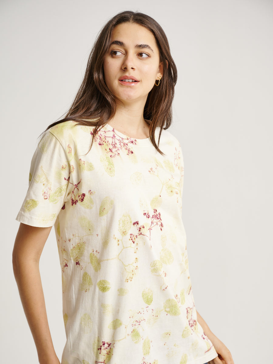 Jati Flower Plant Scattered Pattern Eco Print Short Sleeves T-shirt