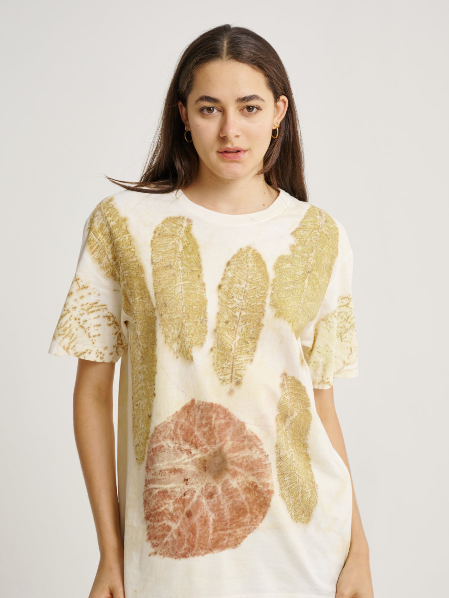 Brown Guava and Elephant Leg Plant Eco Print Short Sleeves T-shirt