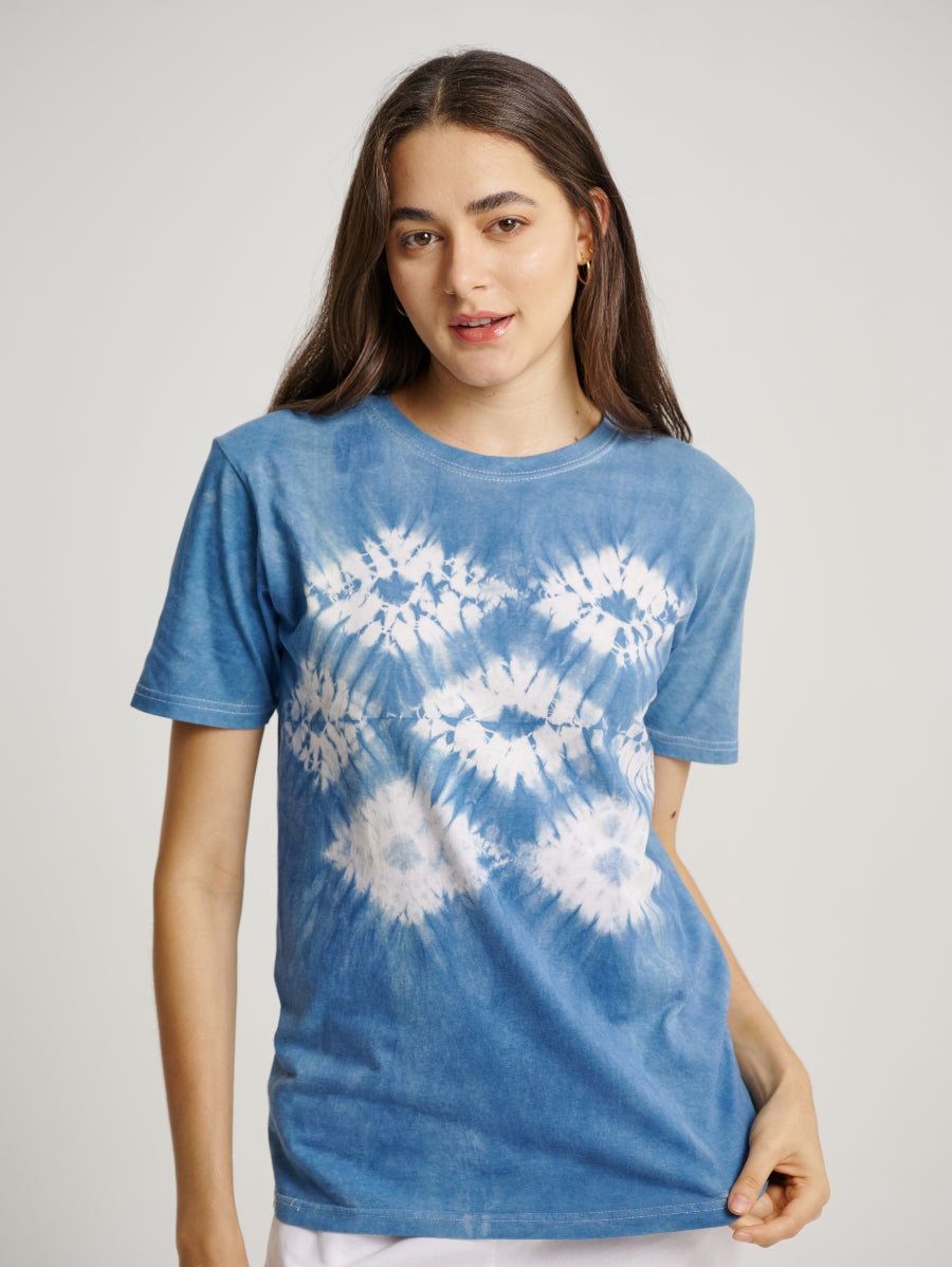 Blue Tie Dye Indigo Plant Middle Diamond Pattern Short Sleeves T-shirt