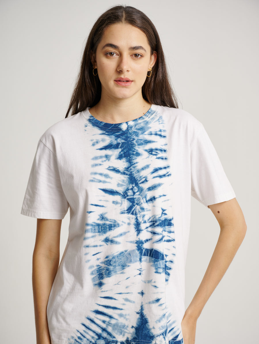 Blue Tie Dye Indigo Plant Middle Square Short Sleeve T-shirt