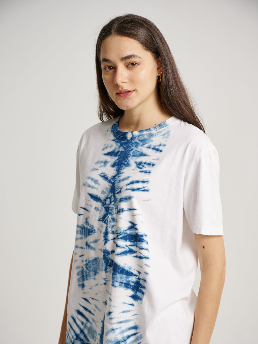 Blue Tie Dye Indigo Plant Middle Square Short Sleeve T-shirt