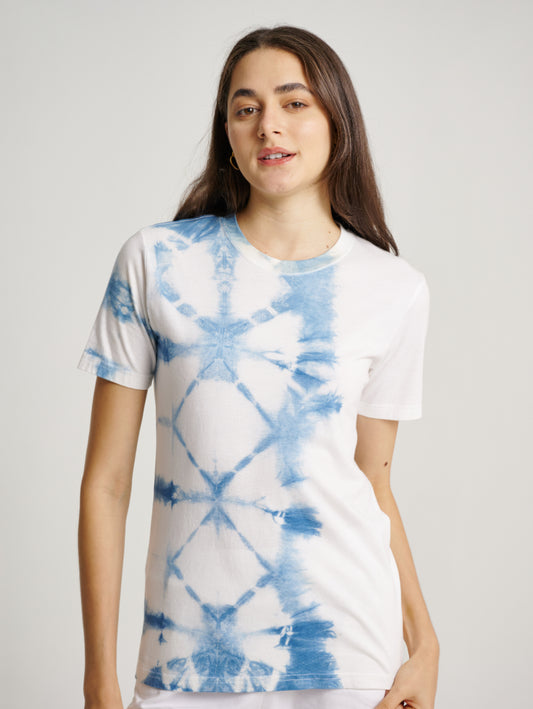 Blue Tie Dye Indigo Plant Web and Square Pattern Short sleeves T-shirt