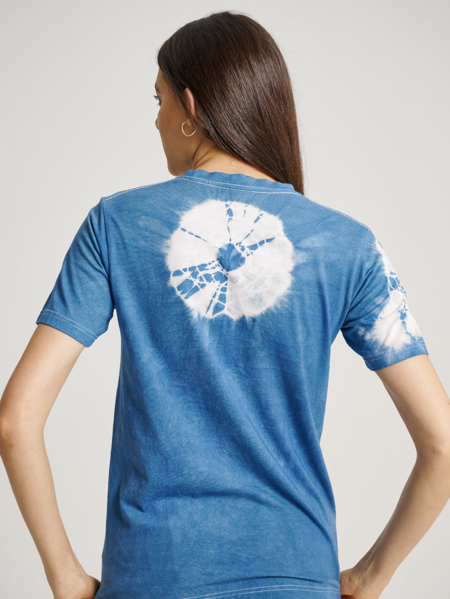 Blue Tie Dye Indigo Plant Web Pattern Short Sleeve T-shirt