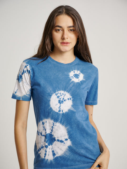 Blue Tie Dye Indigo Plant Web Pattern Short Sleeve T-shirt