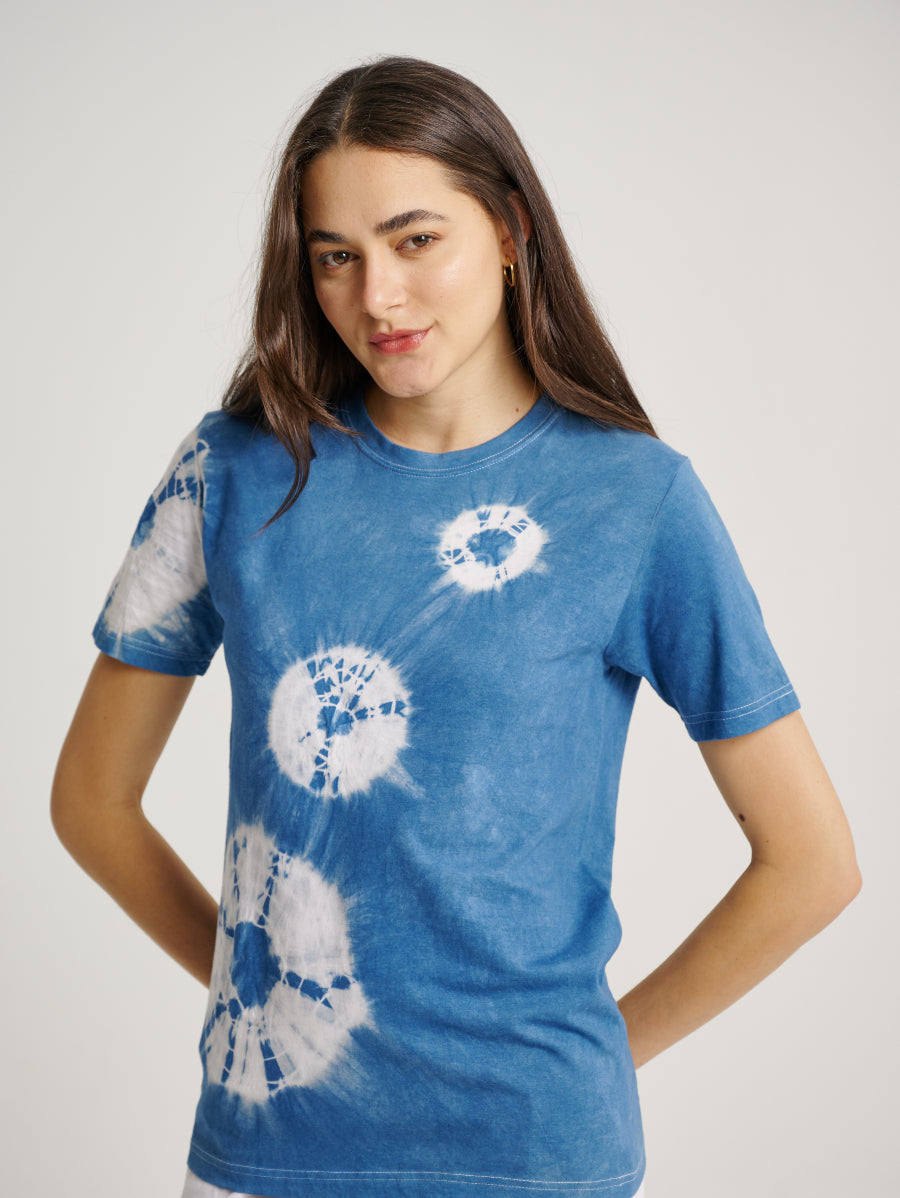 Blue Tie Dye Indigo Plant Web Pattern Short Sleeve T-shirt