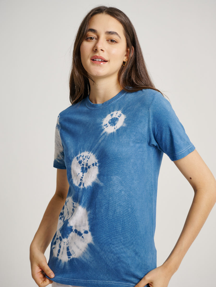 Blue Tie Dye Indigo Plant Web Pattern Short Sleeve T-shirt