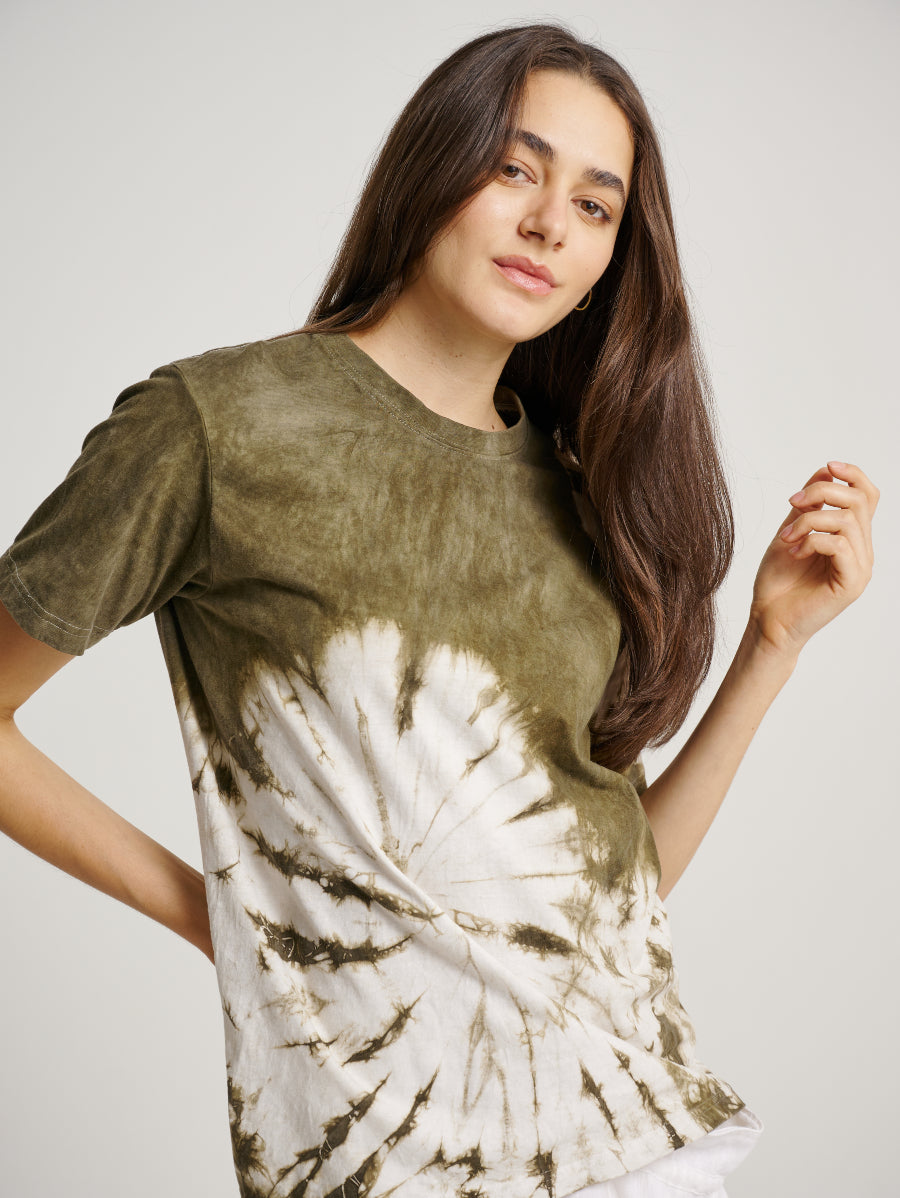 Green Tie Dye Ketapang Plant Whirl Pattern Short Sleeve T-shirt